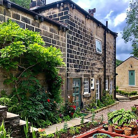 Ewood Cottage *New* Exquisite Country Cottage トッドモーデン エクステリア 写真