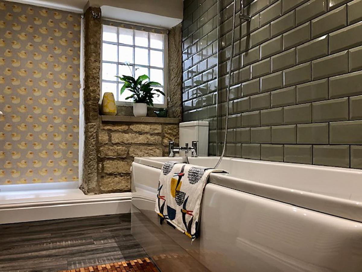 Ewood Cottage *New* Exquisite Country Cottage トッドモーデン エクステリア 写真