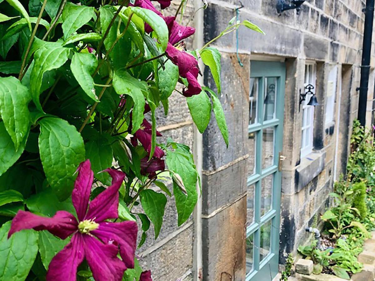 Ewood Cottage *New* Exquisite Country Cottage トッドモーデン エクステリア 写真